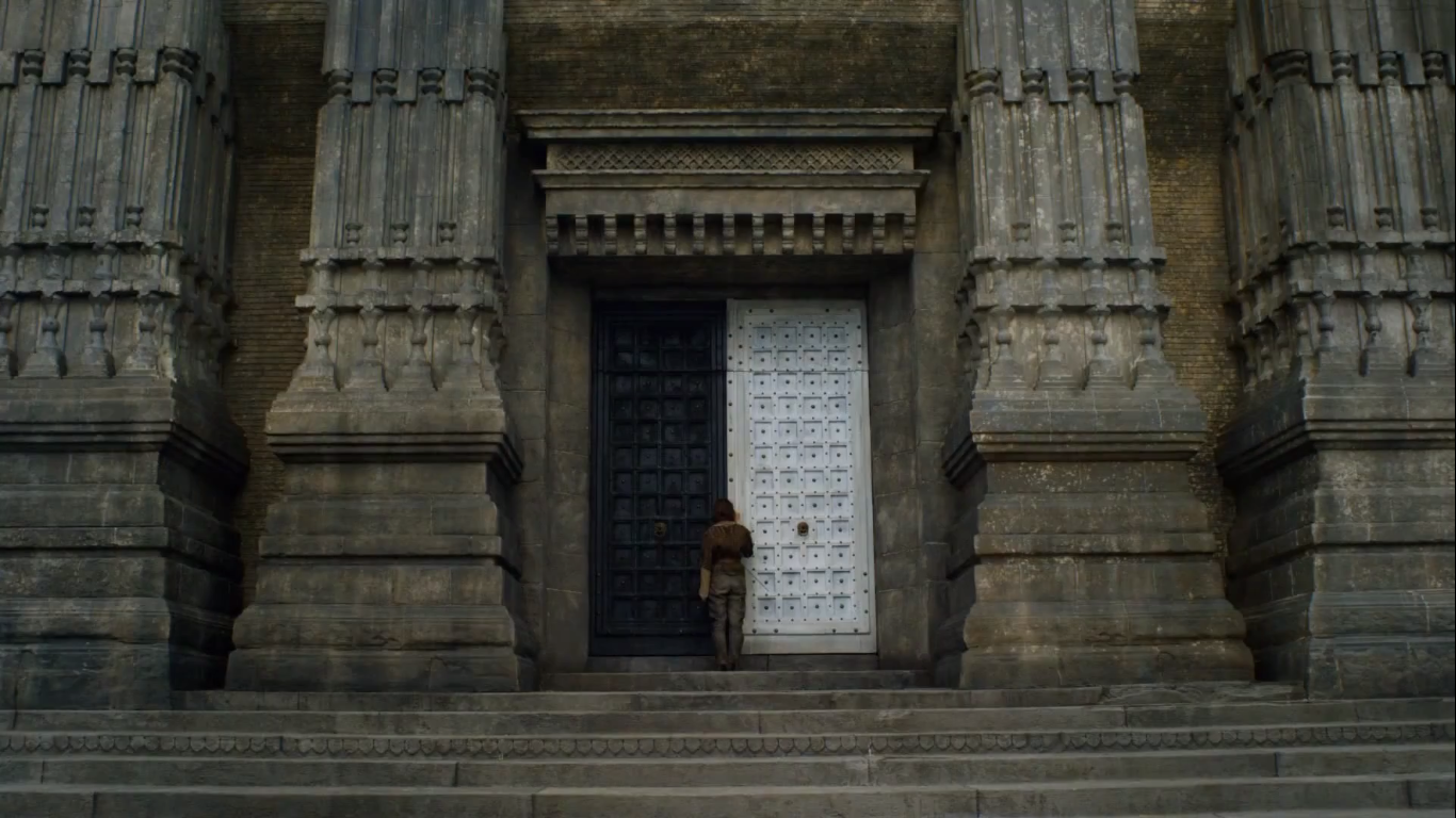 https://img2.wikia.nocookie.net/__cb20150206141523/gameofthrones/images/c/c0/House_of_Black_and_White.png